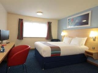 Travelodge London Kingston Upon Thames - Photo 7