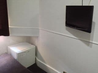 London Continental Hotel - Photo 11