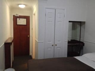 London Continental Hotel - Photo 20
