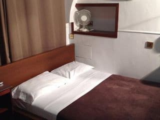London Continental Hotel - Photo 4