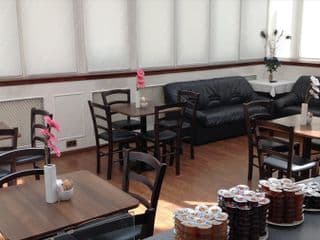 London Continental Hotel - Photo 7