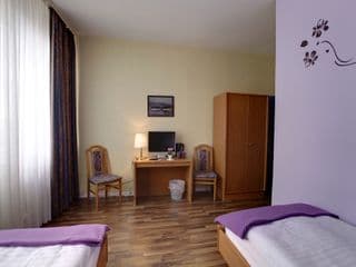 Hotel Columbia - Photo 7