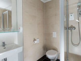 City Hotel Berlin East - Photo 8