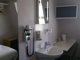 Princess Hotel - Photo 9