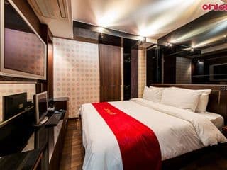 Olive Hotel - Photo 6