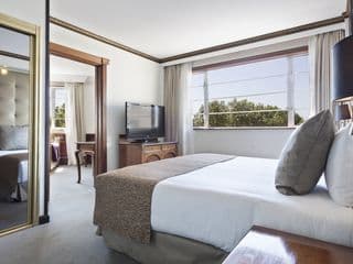 Melia White House Hotel - Photo 3