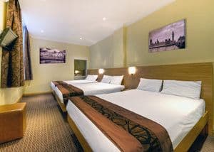 Comfort Inn Hyde Park - Photo 2
