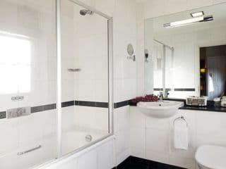 Grange Beauchamp Hotel - Photo 8