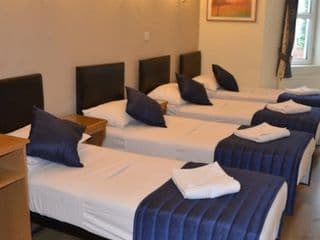 Oxford Hotel - Photo 3