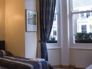 Oxford Hotel - Photo 7