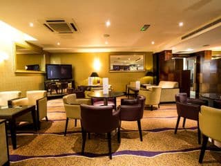 Crowne Plaza London Ealing, an IHG Hotel - Photo 17