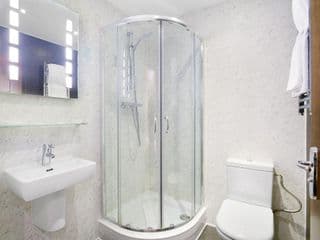 Queens Park Hotel - Photo 9