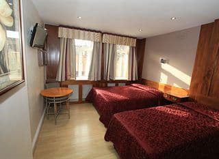 Garden View Hotel - Photo 7