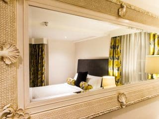 Park International Hotel - Photo 2