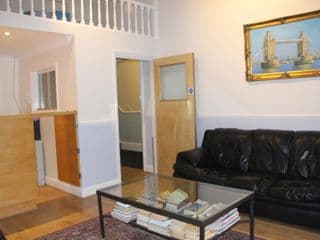Melbourne House Hotel - Photo 8