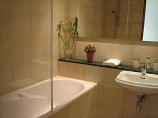 The Luxury Inn - Photo 17