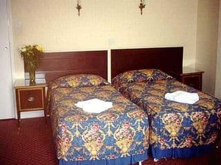 Rose Court Hotel - Photo 5