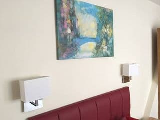 Barry House - Photo 19