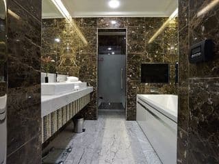 The Chelsea Harbour Hotel and Spa - Photo 11
