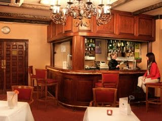 Hotel Henry VIII - Photo 13