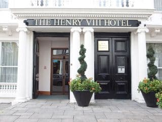 Hotel Henry VIII - Photo 22