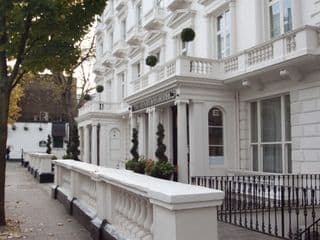 Hotel Henry VIII - Photo 24