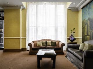 Hotel Henry VIII - Photo 7