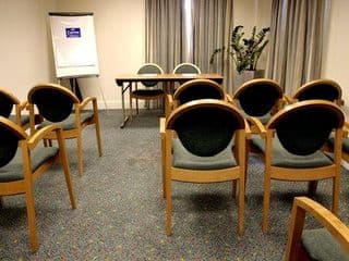 Holiday Inn Express Royal Docks, an IHG Hotel - Photo 8
