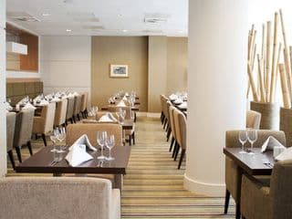 Hyatt Regency London Stratford - Photo 7