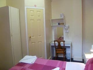 Guilford House Hotel - Photo 13