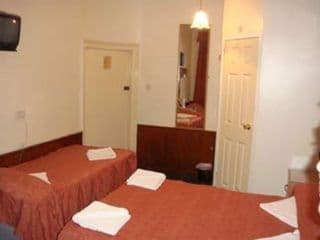 Guilford House Hotel - Photo 3