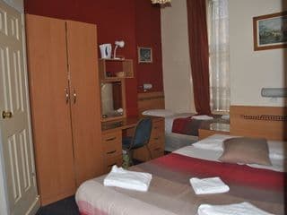 Guilford House Hotel - Photo 5