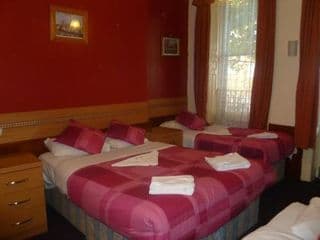 Guilford House Hotel - Photo 10
