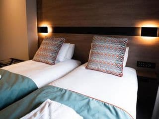 Merit Kensington Hotel - Photo 5