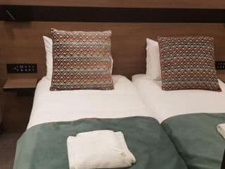 Merit Kensington Hotel - Photo 6