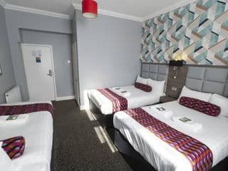 Euro Hotel - Photo 2