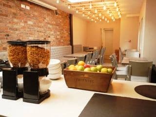 Euro Hotel - Photo 14