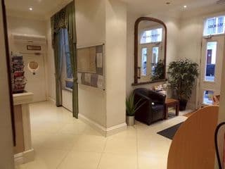 Wedgewood Hotel - Photo 17