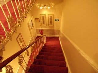 Wedgewood Hotel - Photo 18