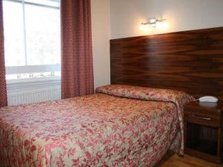 Wedgewood Hotel - Photo 3