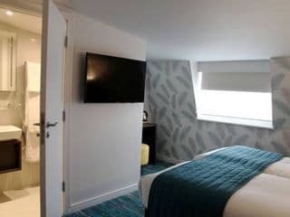 K Hotel Kensington - Photo 6