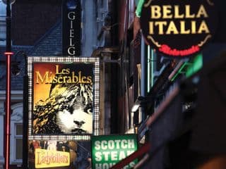 The Piccadilly London West End - Photo 19