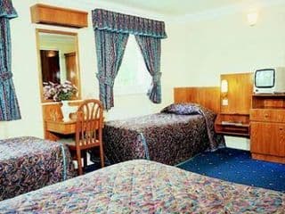 Orchard Hotel - Photo 4