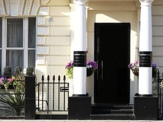 OYO Huttons Hotel, Victoria London - Photo 22