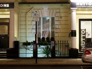 OYO Huttons Hotel, Victoria London - Photo 23
