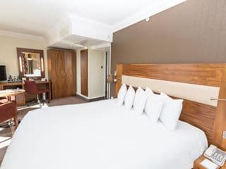 Hilton London Olympia - Photo 2