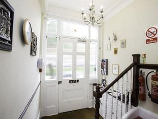 Primrose Guesthouse - Photo 14
