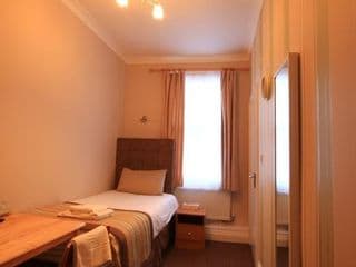 Primrose Guesthouse - Photo 5