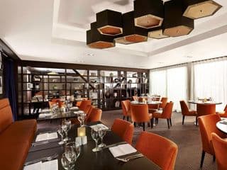 DoubleTree by Hilton London Ealing - Photo 11