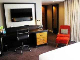 DoubleTree by Hilton London Ealing - Photo 5